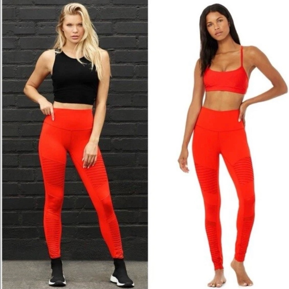 Alo Yoga Airbrush Moto Leggings Cherry Red High Rise Size S